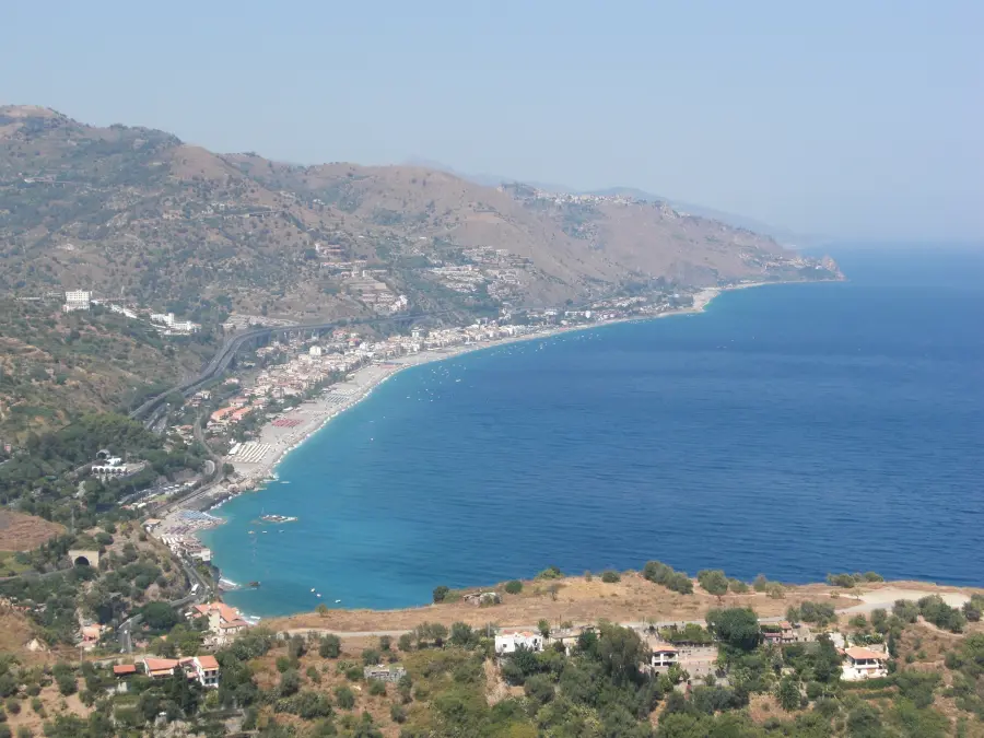 Alla scoperta della splendida costa catanese