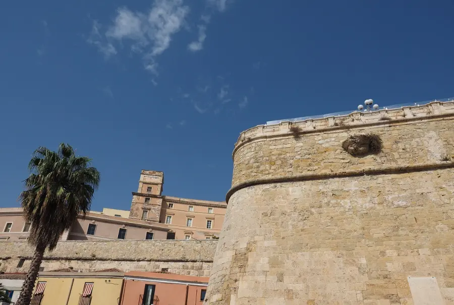 Alla scoperta di Cagliari, capoluogo della Sardegna: tra arte, storia e mare